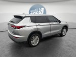 2023 Mitsubishi Outlander ES