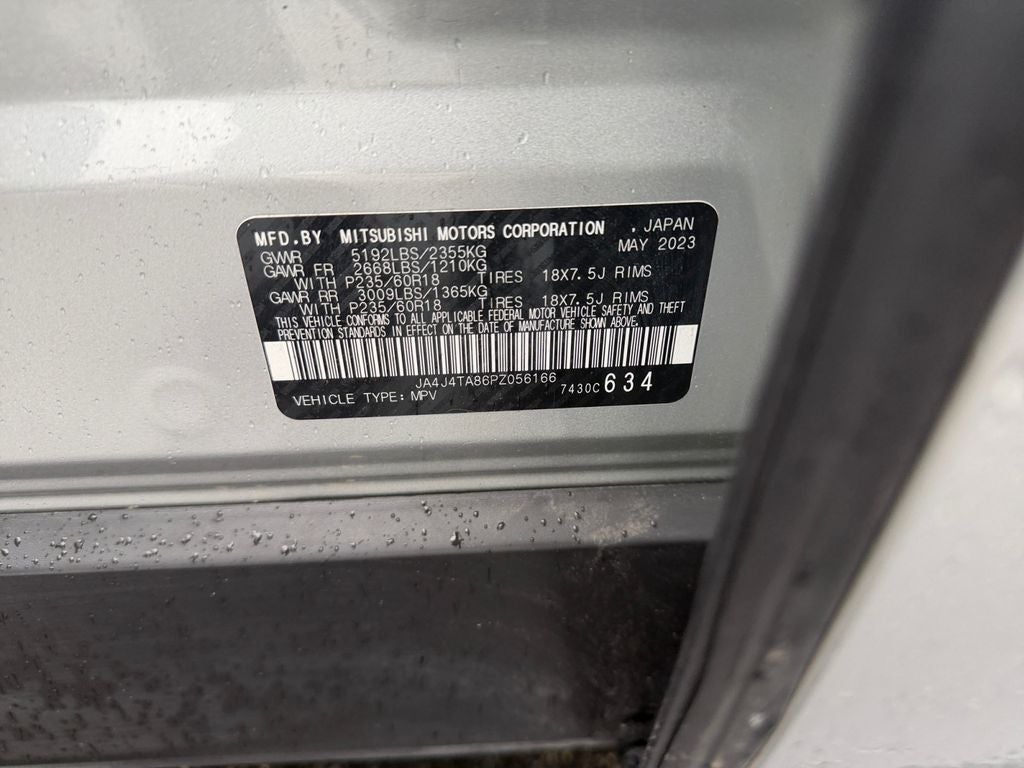 2023 Mitsubishi Outlander ES