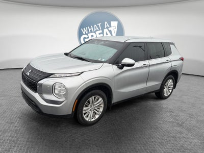 2023 Mitsubishi Outlander ES