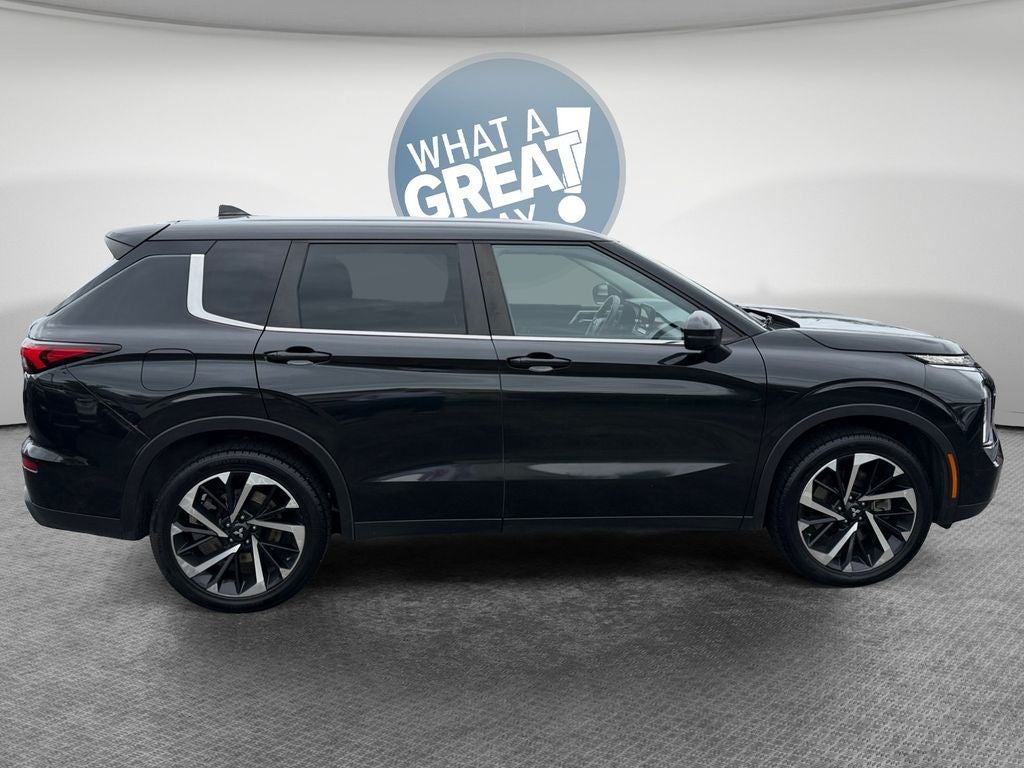 2022 Mitsubishi Outlander ES CONVENIENCE PACKAGE