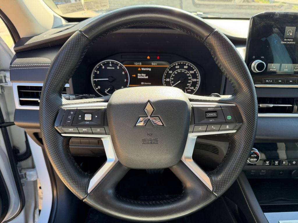 2022 Mitsubishi Outlander SE