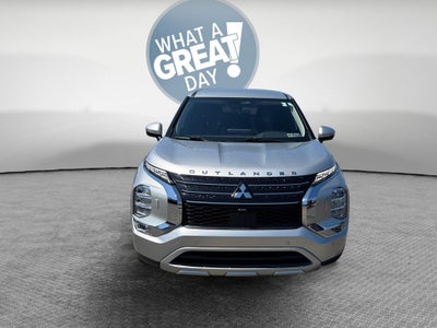 2022 Mitsubishi Outlander SE
