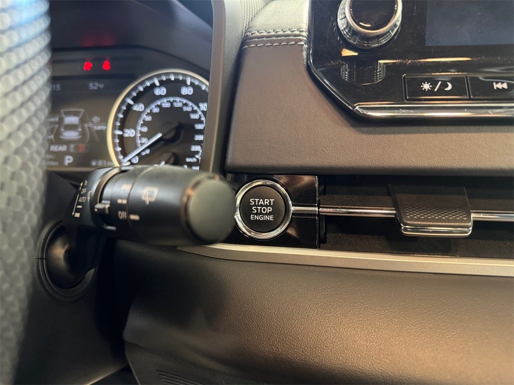 2023 Mitsubishi Outlander SE