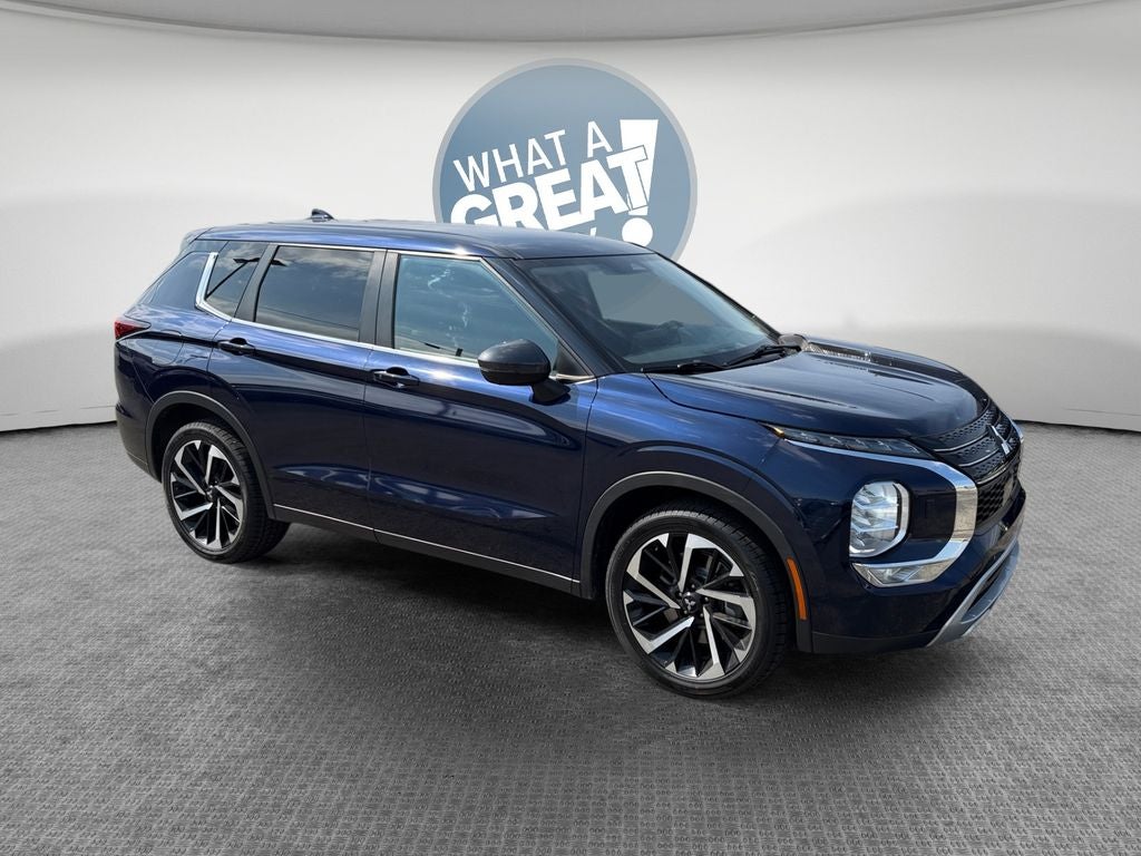 2022 Mitsubishi Outlander SE