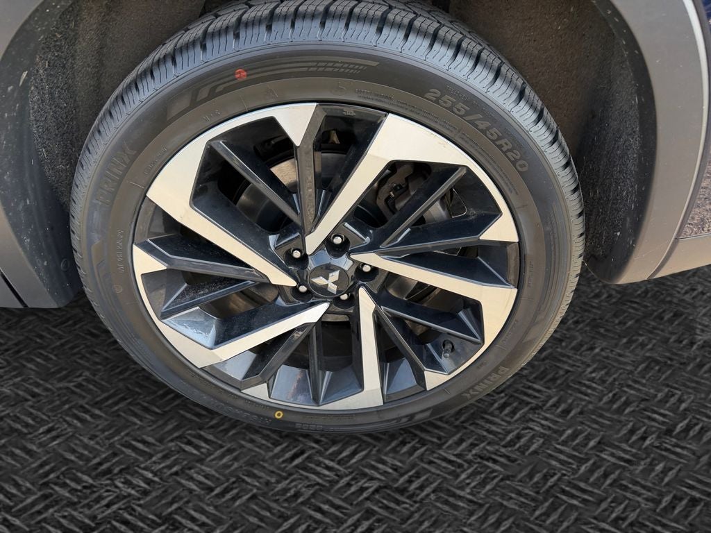 2022 Mitsubishi Outlander SE