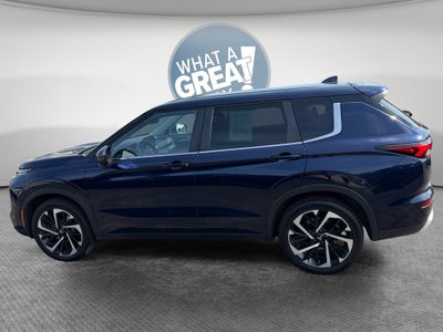 2022 Mitsubishi Outlander SE