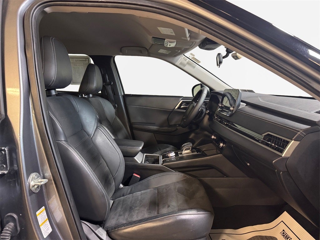 2022 Mitsubishi Outlander SE