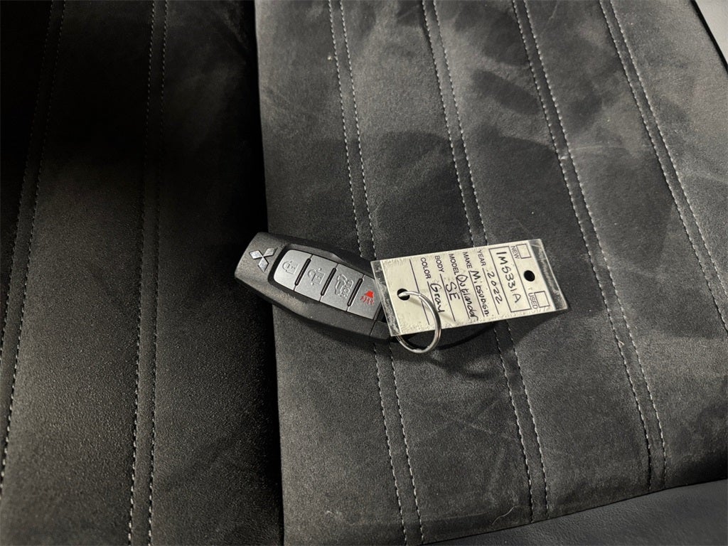 2022 Mitsubishi Outlander SE