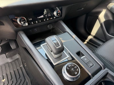 2024 Mitsubishi Outlander ES
