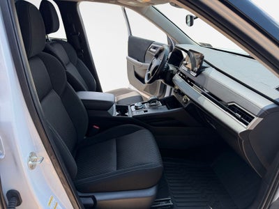 2024 Mitsubishi Outlander ES