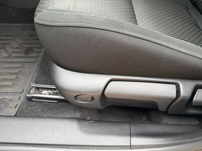 2025 Mitsubishi Outlander ES