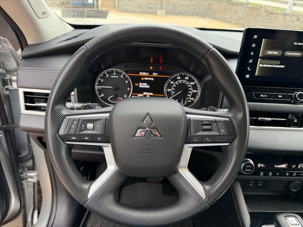 2025 Mitsubishi Outlander ES
