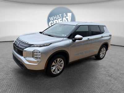 2025 Mitsubishi Outlander ES