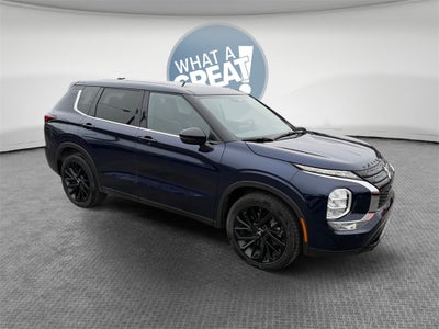 2022 Mitsubishi Outlander Black Edition
