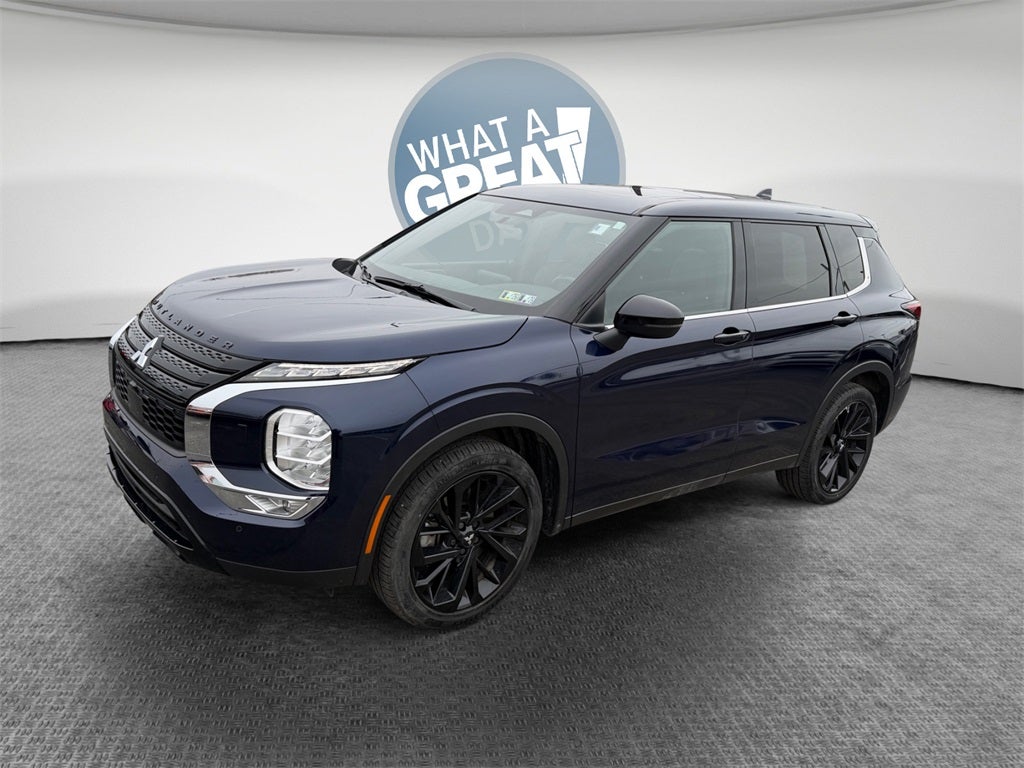 2022 Mitsubishi Outlander Black Edition