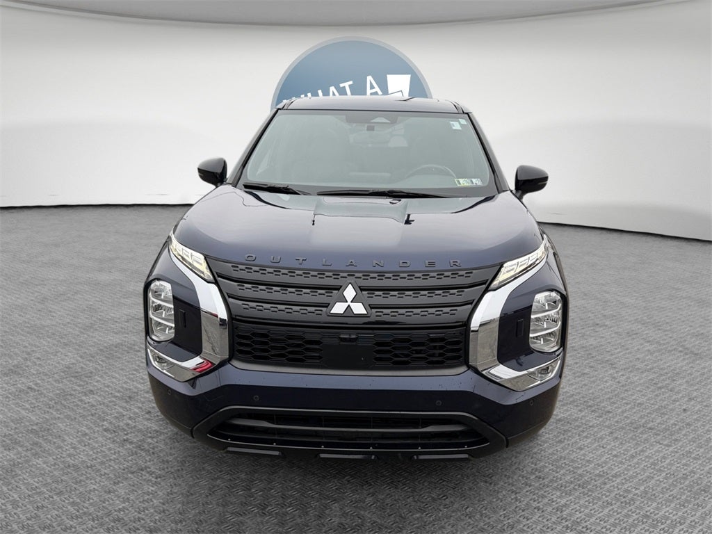 2022 Mitsubishi Outlander Black Edition