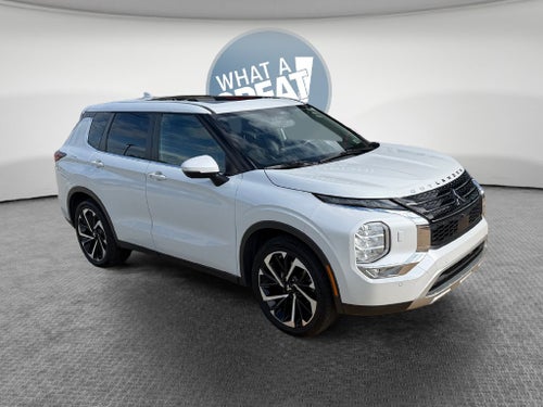 2022 Mitsubishi Outlander SE TECH