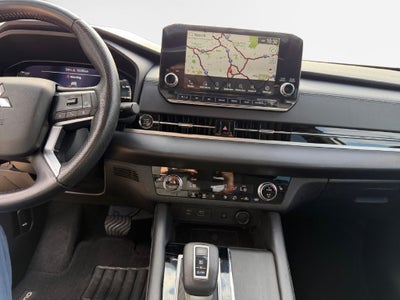 2022 Mitsubishi Outlander SE TECH