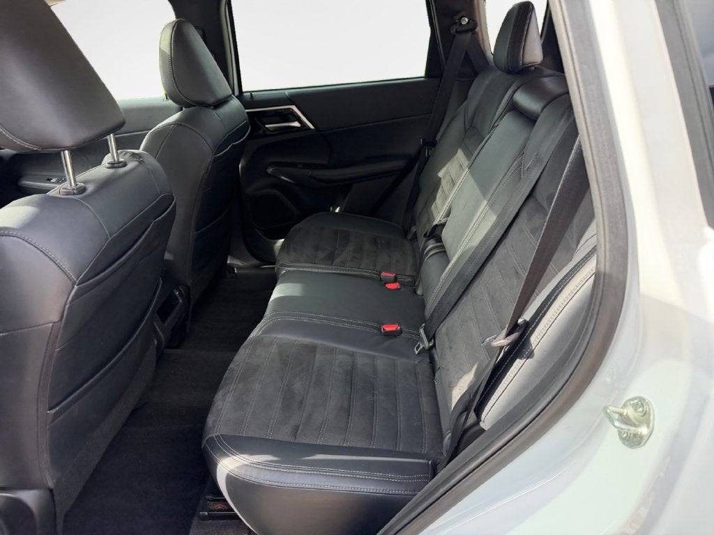 2022 Mitsubishi Outlander SE TECH