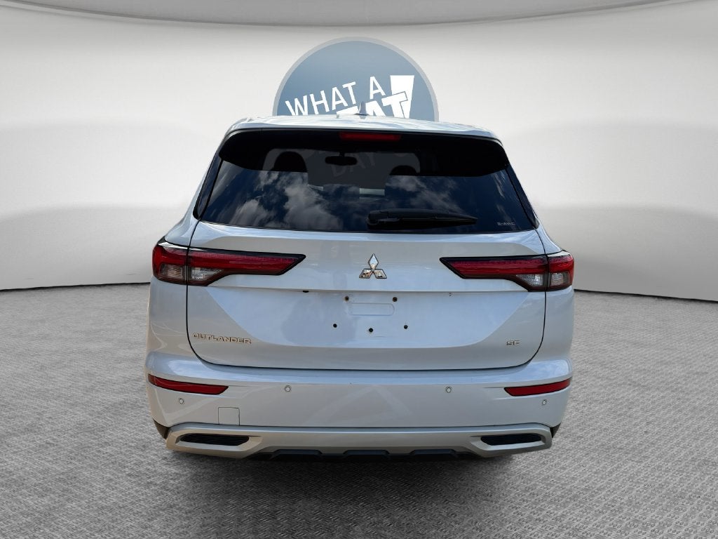 2022 Mitsubishi Outlander SE TECH