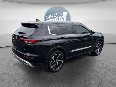 2022 Mitsubishi Outlander SE
