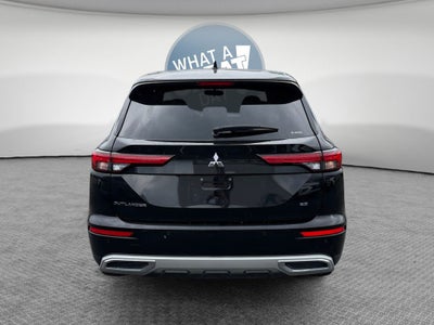 2022 Mitsubishi Outlander SE