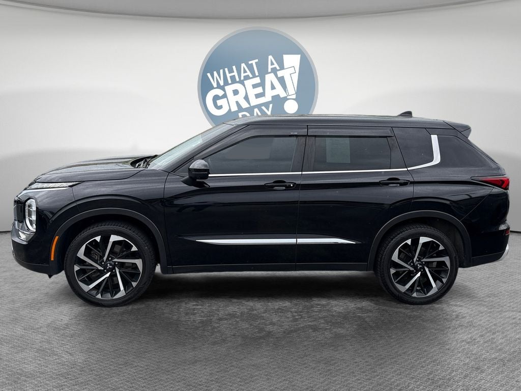 2022 Mitsubishi Outlander SE