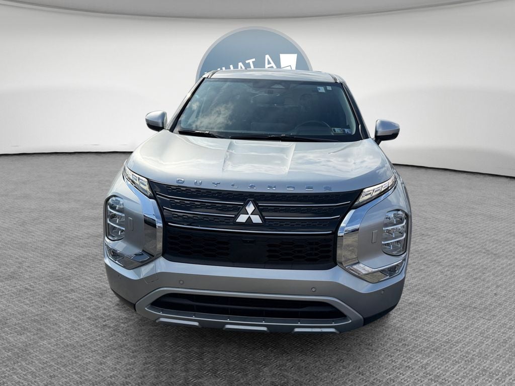 2022 Mitsubishi Outlander SE