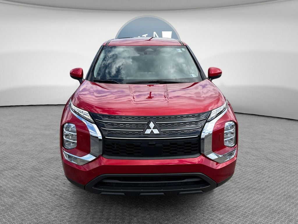 2024 Mitsubishi Outlander ES