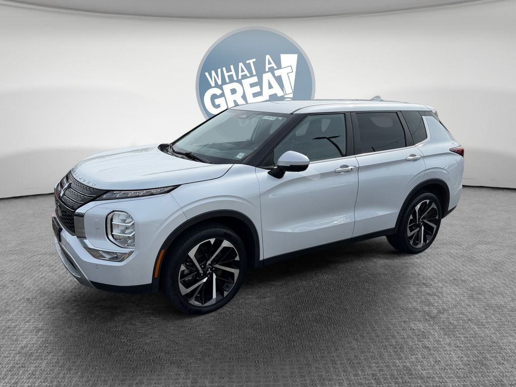 2022 Mitsubishi Outlander SE