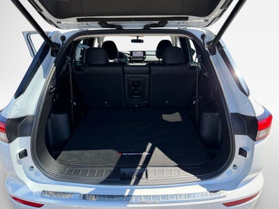 2023 Mitsubishi Outlander SE