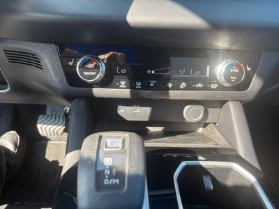 2026 Mitsubishi Outlander ES