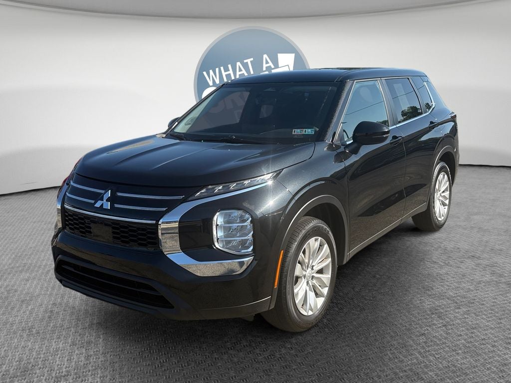 2026 Mitsubishi Outlander ES