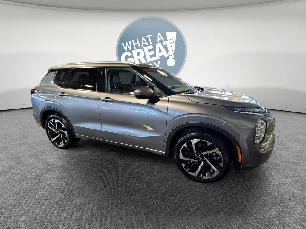 2022 Mitsubishi Outlander SEL