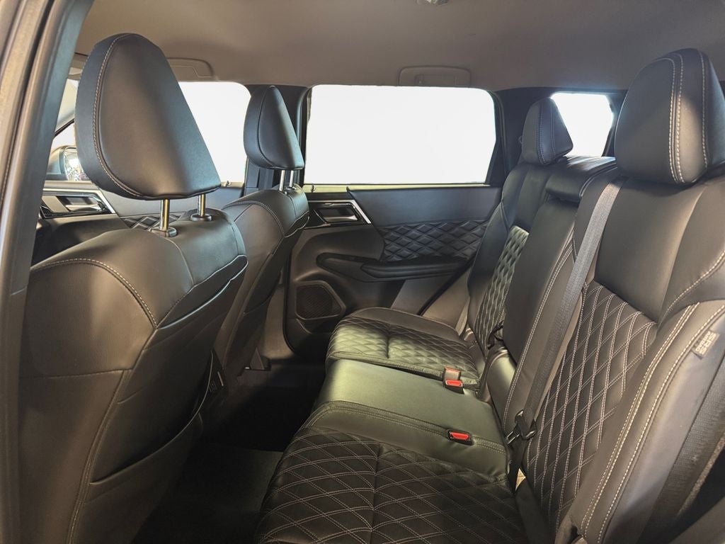 2022 Mitsubishi Outlander SEL