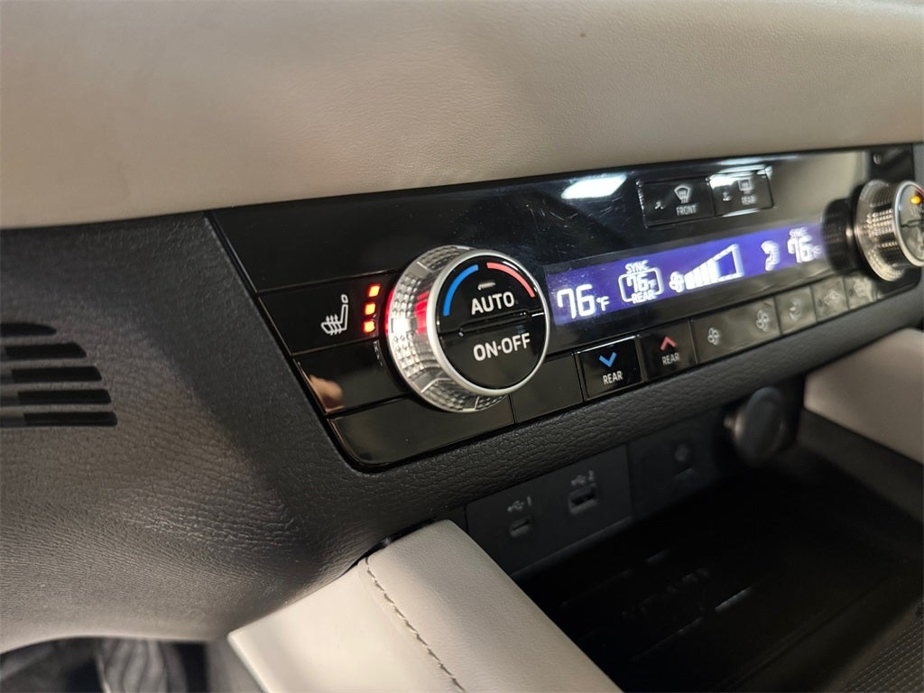 2023 Mitsubishi Outlander SEL