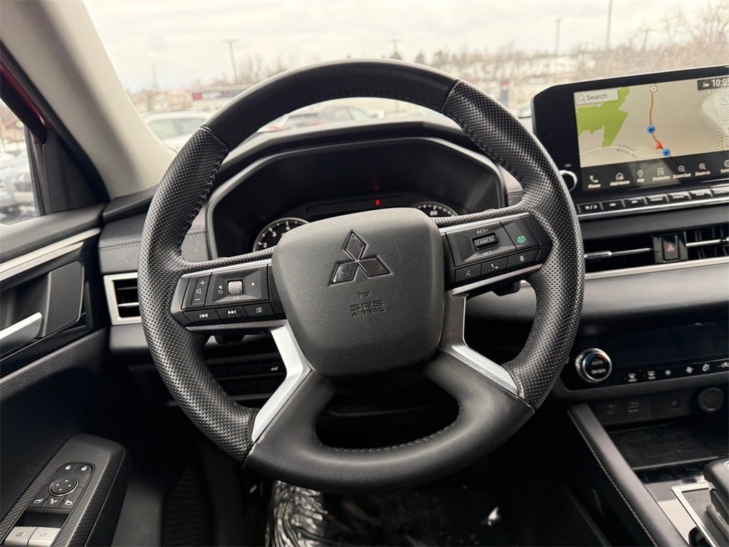 2024 Mitsubishi Outlander SE