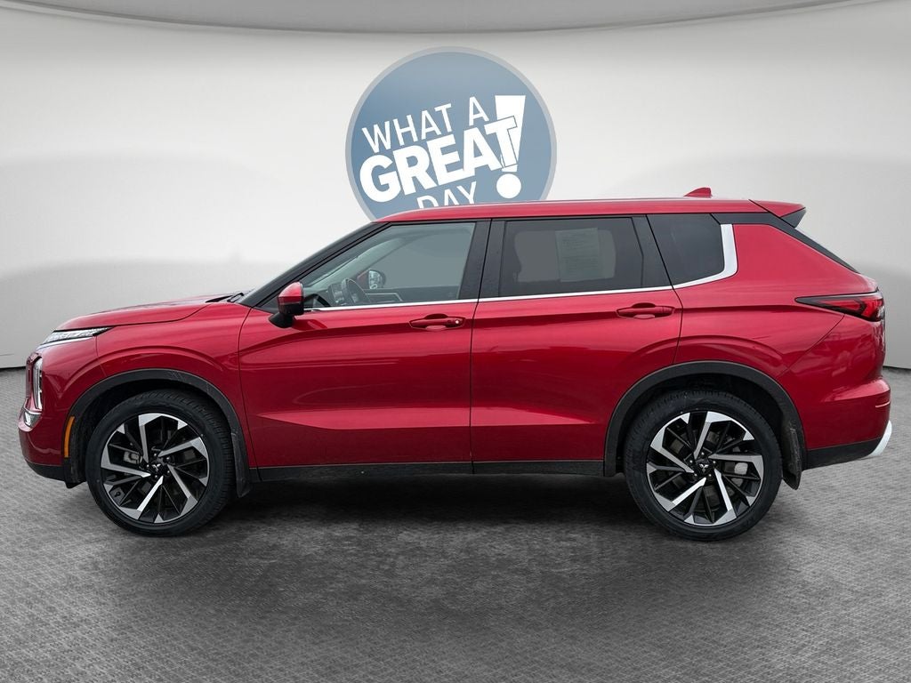 2024 Mitsubishi Outlander SE