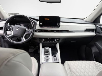 2022 Mitsubishi Outlander SEL