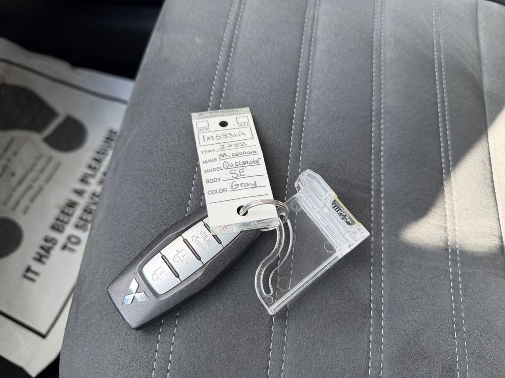 2024 Mitsubishi Outlander SE