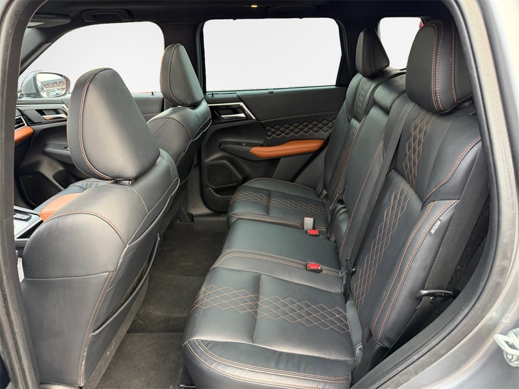 2022 Mitsubishi Outlander SEL