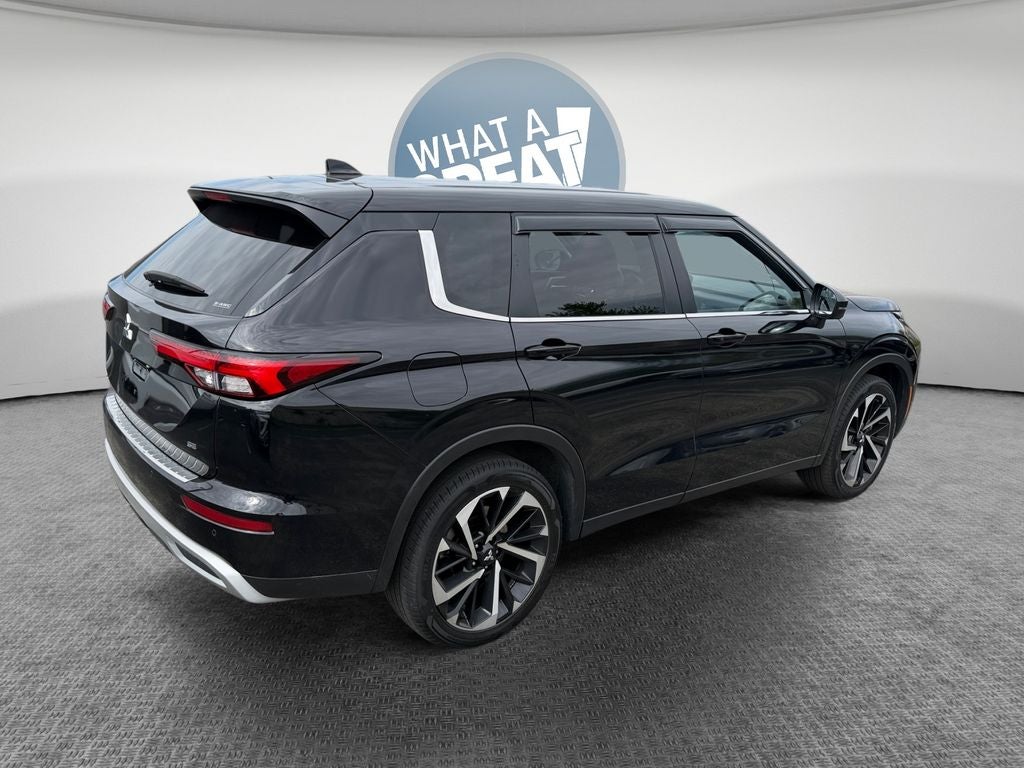 2024 Mitsubishi Outlander SE