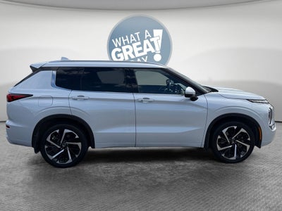 2022 Mitsubishi Outlander SEL