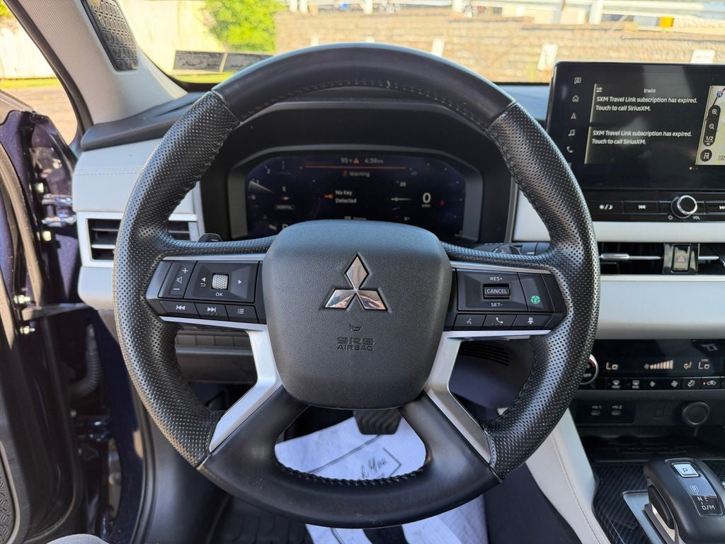 2025 Mitsubishi Outlander SE TECHNOLOGY PACKAGE