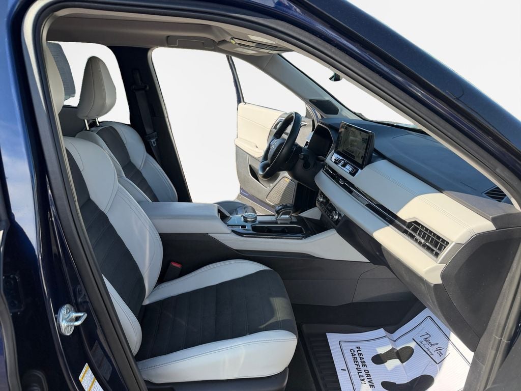2025 Mitsubishi Outlander SE TECHNOLOGY PACKAGE