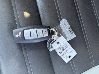 2025 Mitsubishi Outlander SE TECHNOLOGY PACKAGE