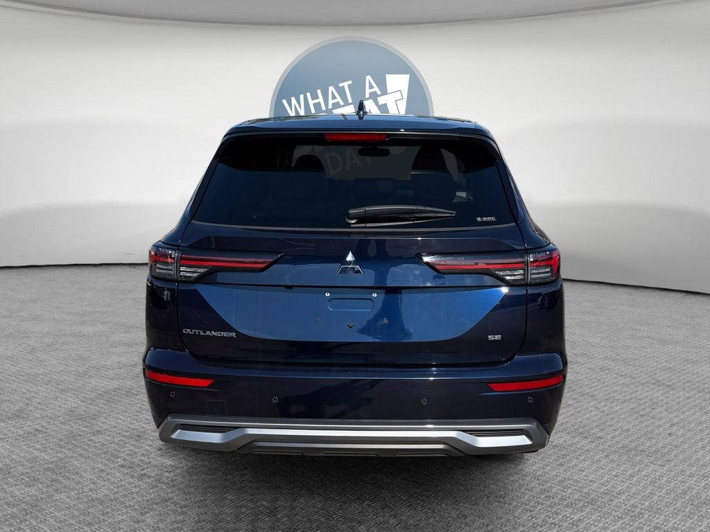 2025 Mitsubishi Outlander SE TECHNOLOGY PACKAGE