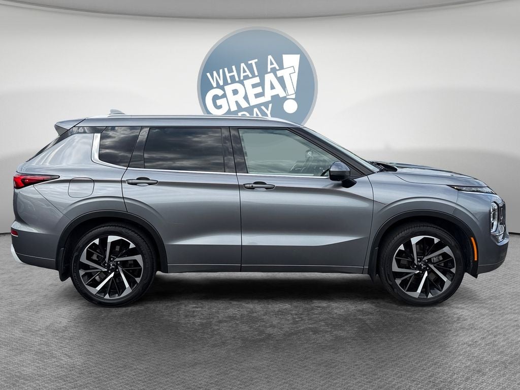 2022 Mitsubishi Outlander SEL