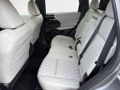 2022 Mitsubishi Outlander SEL