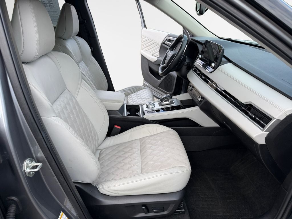 2022 Mitsubishi Outlander SEL